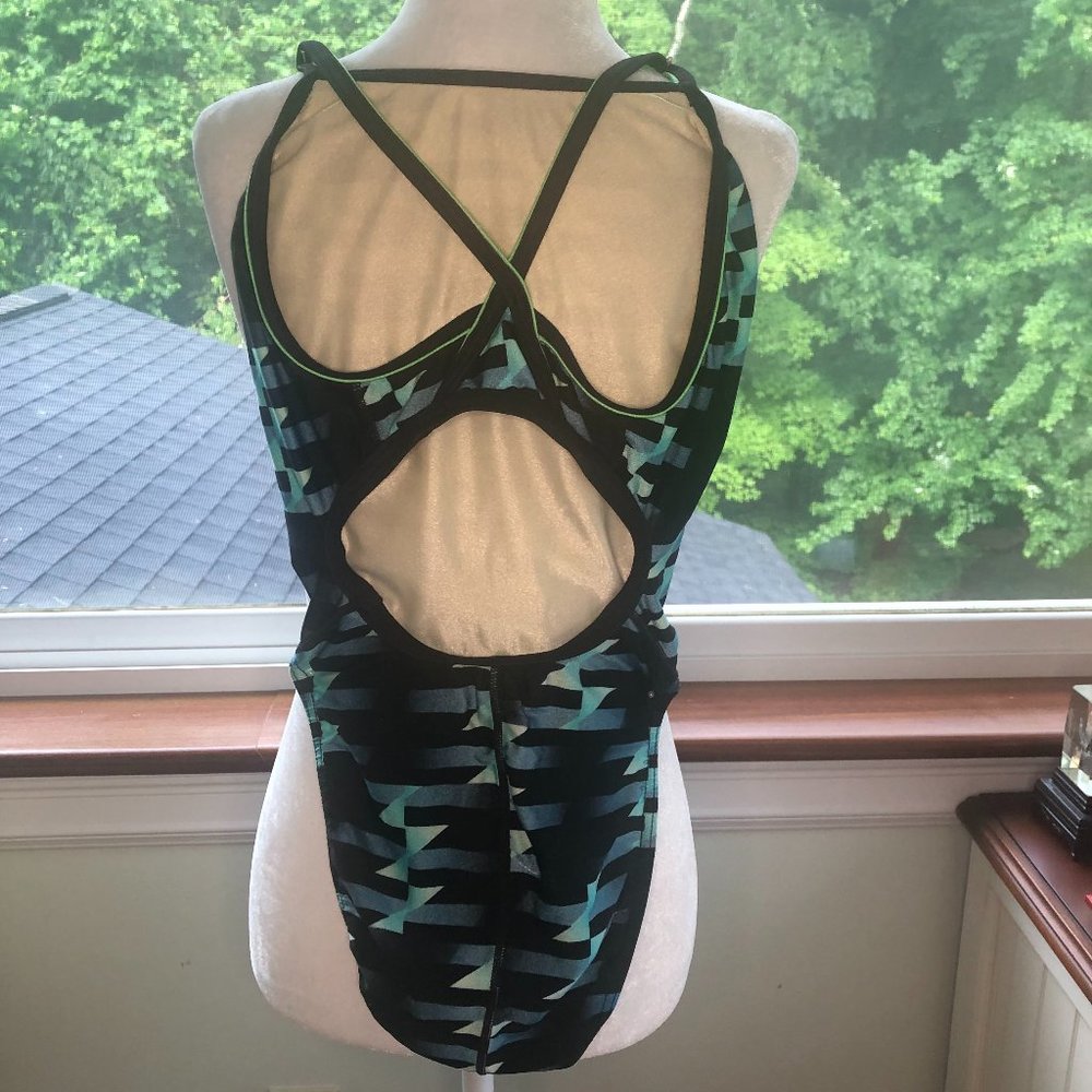 Speedo Beachy Coastal Multicolor One Piece Swimsuit Classic Summer Vacation Pool
